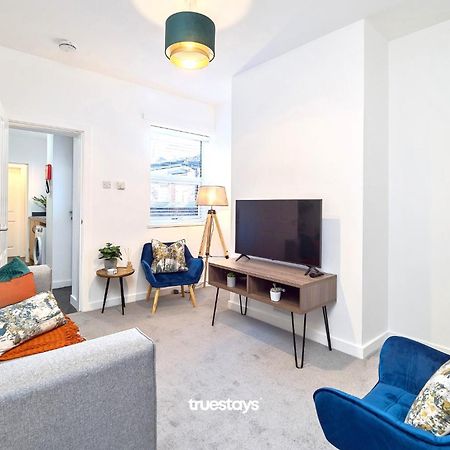 Nursery House By Truestays - 3 Bedroom House In Stoke-On-Trent Kültér fotó