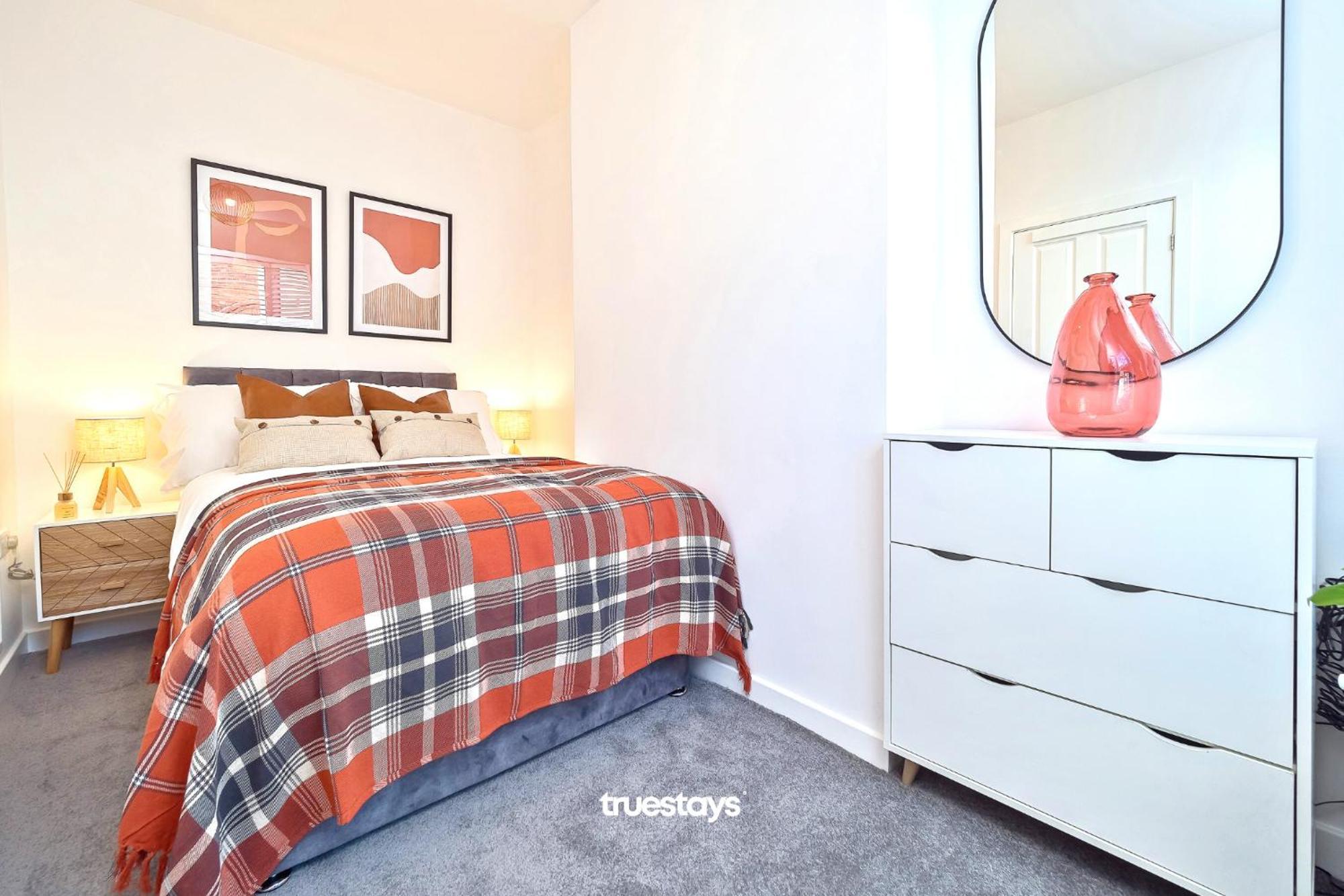 Nursery House By Truestays - 3 Bedroom House In Stoke-On-Trent Kültér fotó